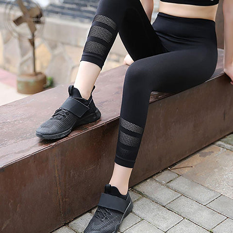 WOMEN'S QUICK-DRYING YOGA CAPRI LEGGINGS