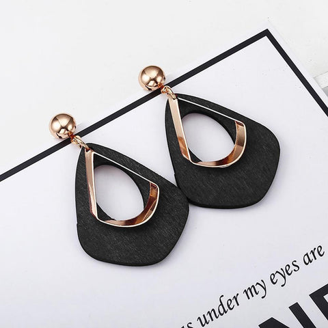 WOMEN'S FASHION STATEMENT WOOD EARRINGS